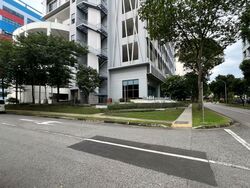 Hh @ Kallang (D13), Factory #568221511